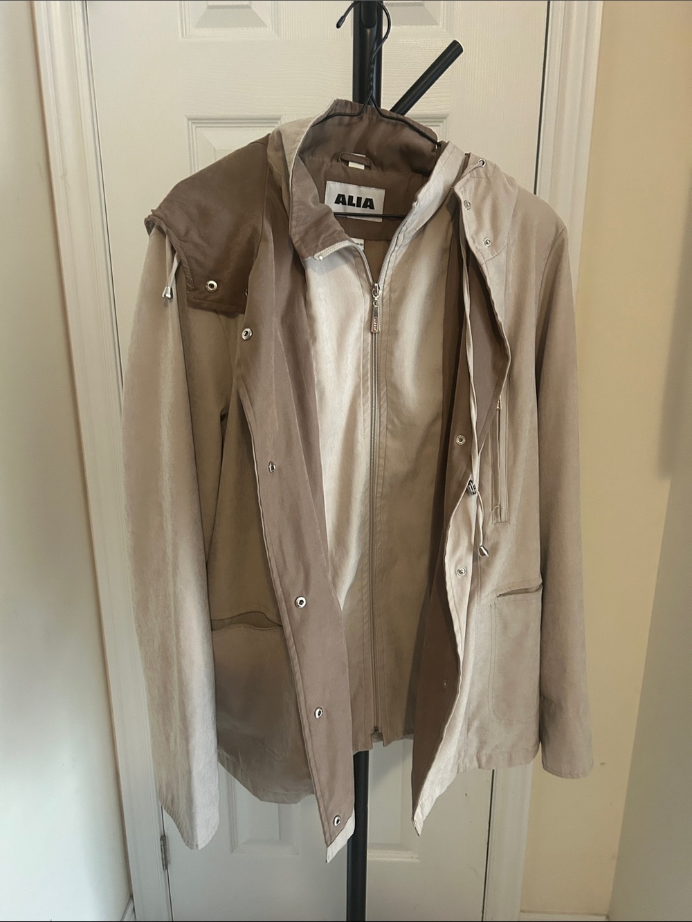 Alia Two-Tone Beige Hooded Jacket